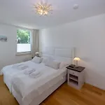 Strandhaus Seeblick - Wg16 Mit Meerblick Appartamento